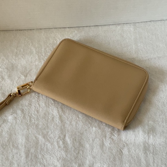 Lost + Wander Tan Wallet - Picture 1 of 5